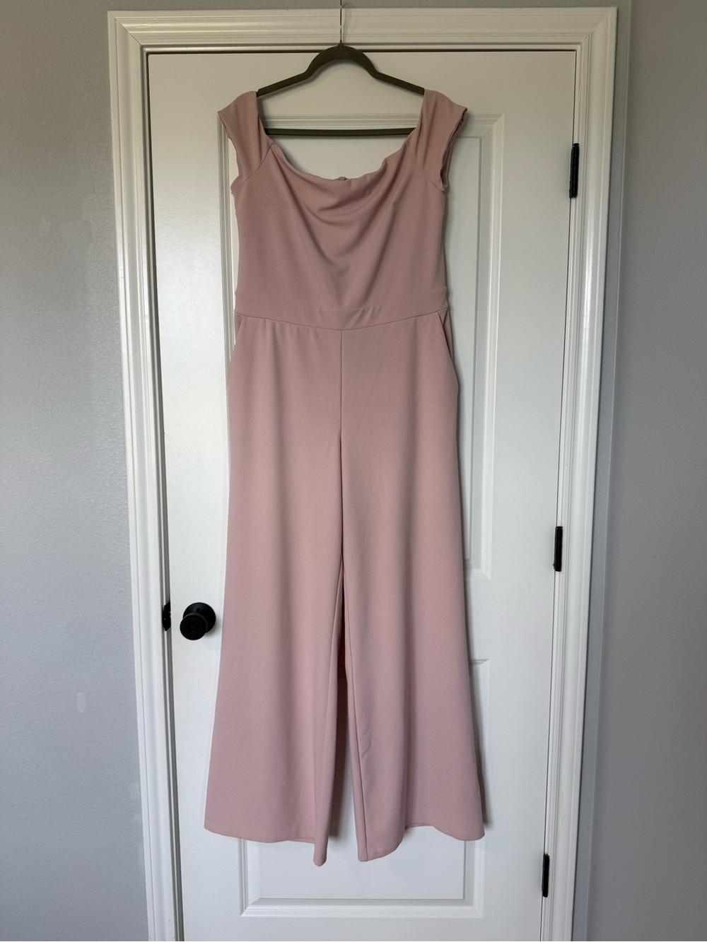 Express Crepe Blush Pink Large Off the Shoulder Wide-Leg Jumpsuit with Pockets